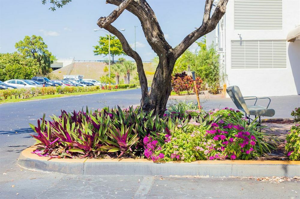 Forum Pompano Beach Exterior foto